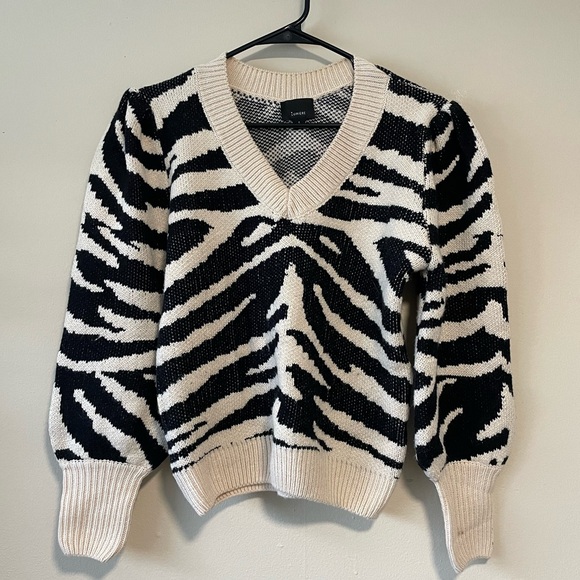 Zebra print sweater - Picture 1 of 7